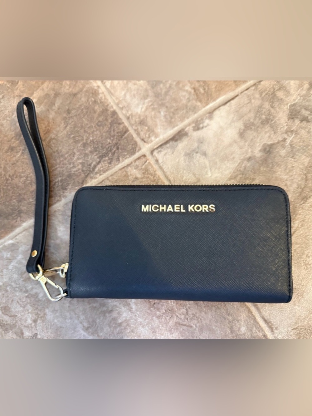 Michael Kors Woman’s Wallet/Wristlet